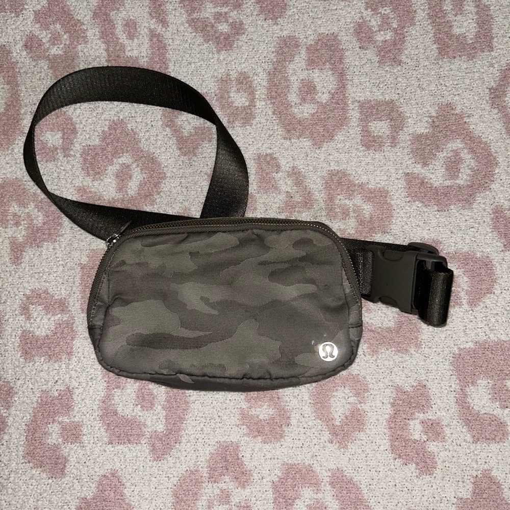 Lululemon Belt Bag